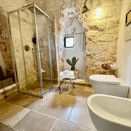 Relais Grottone Bed & Breakfast Ostuni Exterior photo